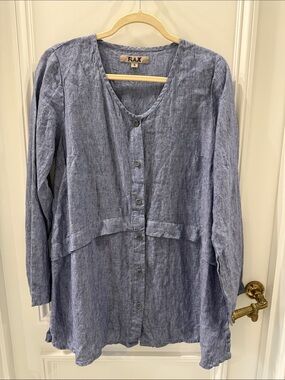 NWOT Flax Light Blue Button-Front Linen Shirt - Small